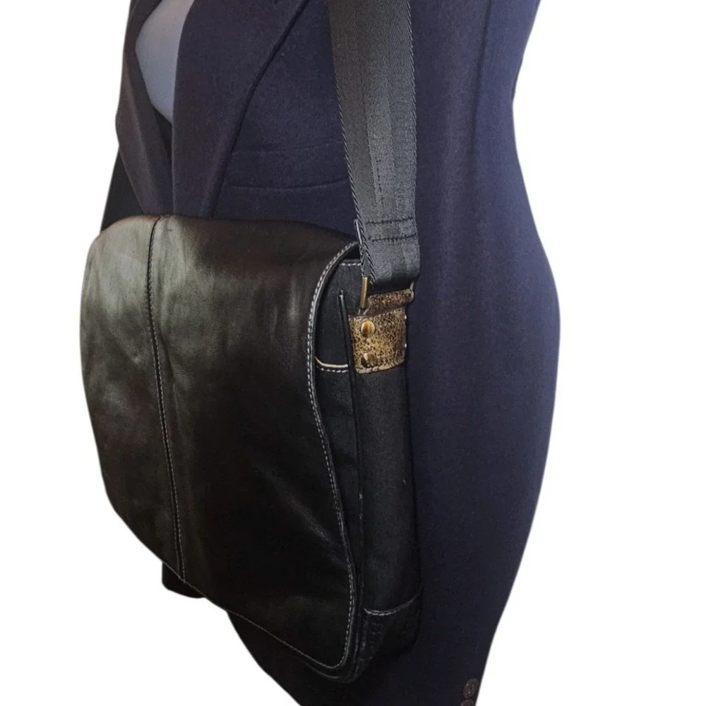 Boconi Black Leather Messenger Bag Briefcase Crossbody Laptop Satchel Work Bag